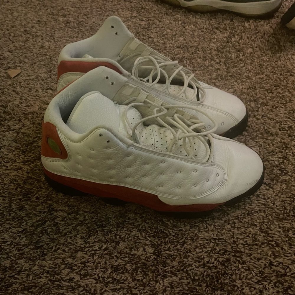 “Chicago” jordan 13s